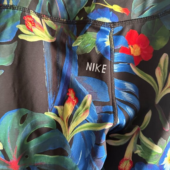 Nike Tropical Print Mesh High Rise Dri Fit Legging sz Medium - Picture 7 of 8